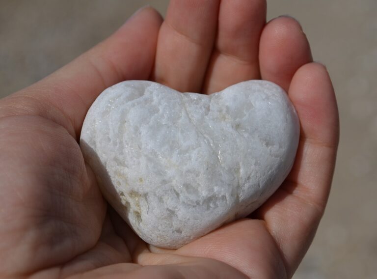 heart, stone, hand-1908901.jpg